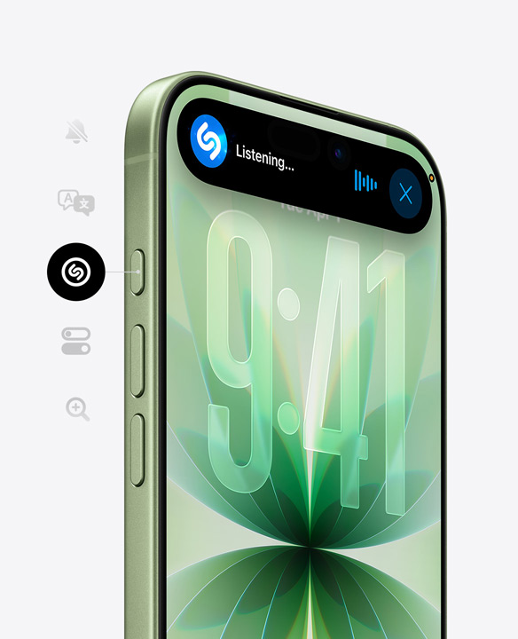 Salvianvärinen iPhone 17, etupuolella Ceramic Shield, Dynamic Islandilla näkyy Shazam käytössä, kuvattu viistosti niin, että näkyvissä ovat toiminto- ja äänenvoimakkuuspainikkeet