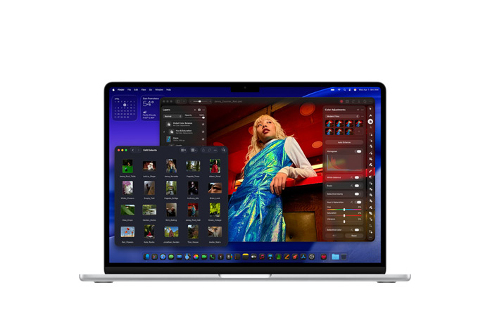 En skjerm i Pixelmator viser lagringsplass og minne i MacBook Air.