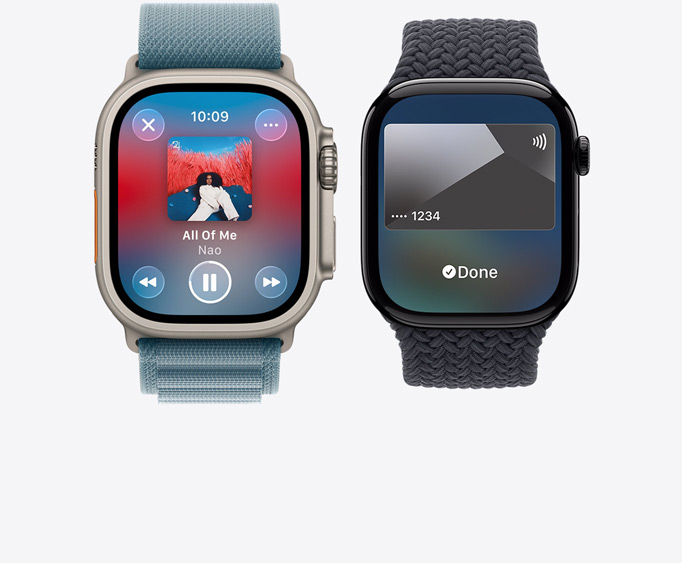 Apple Watch Ultra 3 med urkasse i titanium i farven naturlig, Apple Music-appen og Afspiller nu på skærmen, Apple Watch Series 11 med urkasse i aluminium i farven poleret pianosort og Apple Pay-skærmen med Apple Card