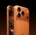 iPhone 17 Pro, kosmiski oranža apdare, aizmugures skats no leņķa, Pro Fusion kameru sistēma pacēlumā augšpusē, Camera Control virsma, sānskats, pilnekrāna dizains, Action un skaļuma pogas
